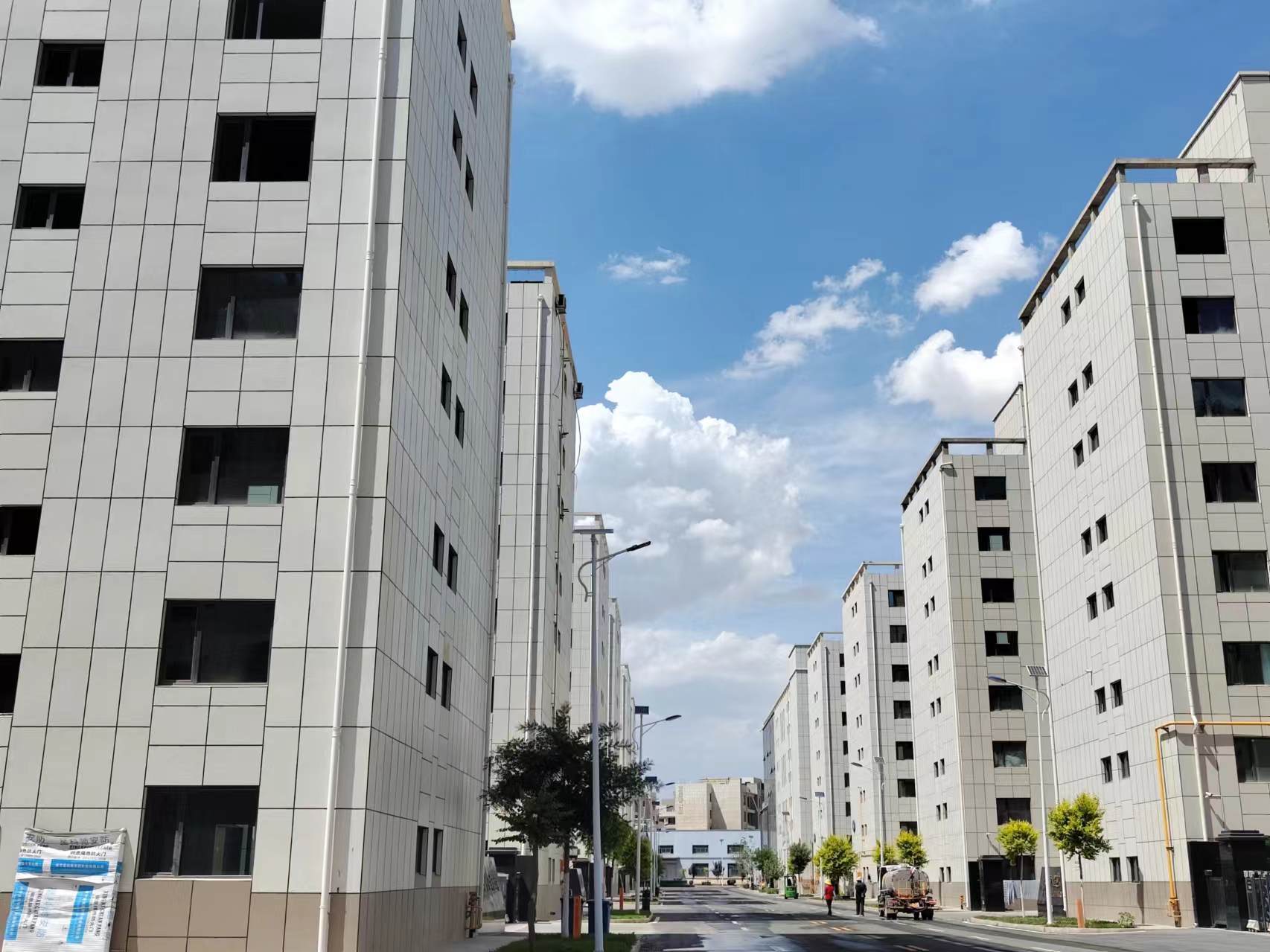 服務體系|蘭州樹屏食品產業園涵蓋了從原料采購、生產加工、質量控制到市場營銷的全流程