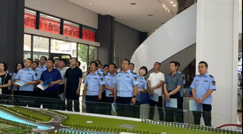 2023年6月27日下午，省市場監督局組織全省市縣區的市場監督局食品安全工作分管領導共170余人蒞臨園區現場觀摩！
